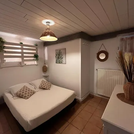 Au Paradis De Nany *