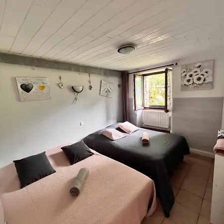 Dom wakacyjny Au Paradis De Nany Aveze (Puy-de-Dome)